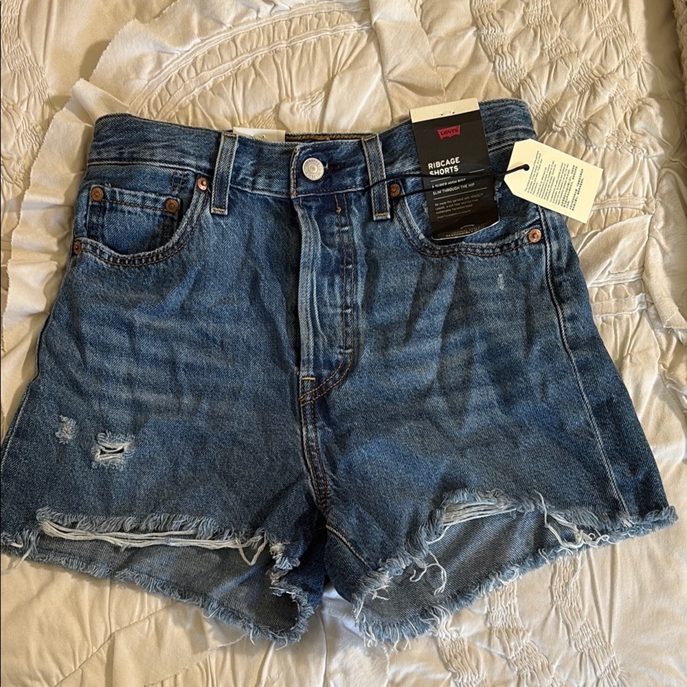Levi's Women's Ribcage Shorts